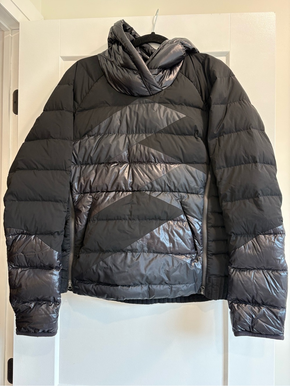 lululemon athletica Black Quilted Puffer Jacket with Shiny Paneling